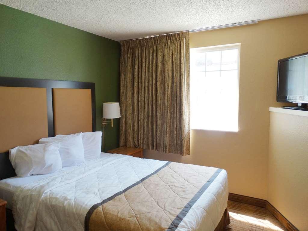 Extended Stay America Suites - Kansas City - Airport - Tiffany Springs Стая снимка